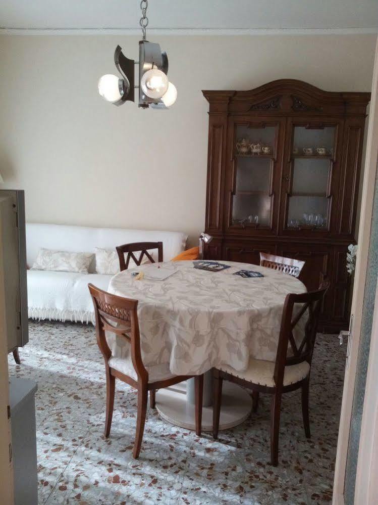피아촐라 술 브렌타 Casa Emanuela B&B 외부 사진